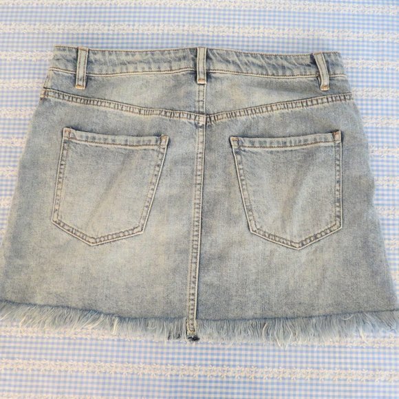 We The Free Frayed Denim Mini Skirt 31" - Picture 2 of 2